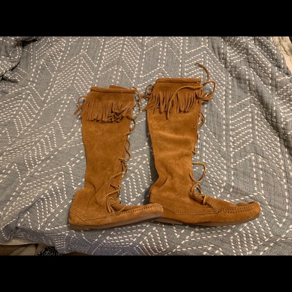 Minnetonka lace moccasin boots size 8 - Picture 7 of 7